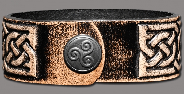 Leather Bracelet 24mm (15/16 inch) Triskel with Dog (13) black-antique